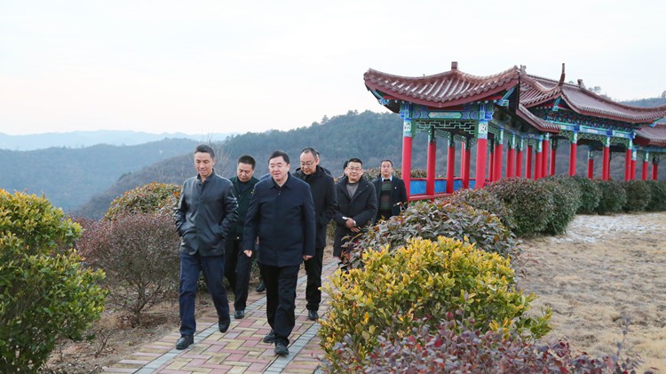 省林草局副局長(zhǎng)田葆華蒞臨金徽股份調(diào)研林業(yè)資源管理及護(hù)林防火工作